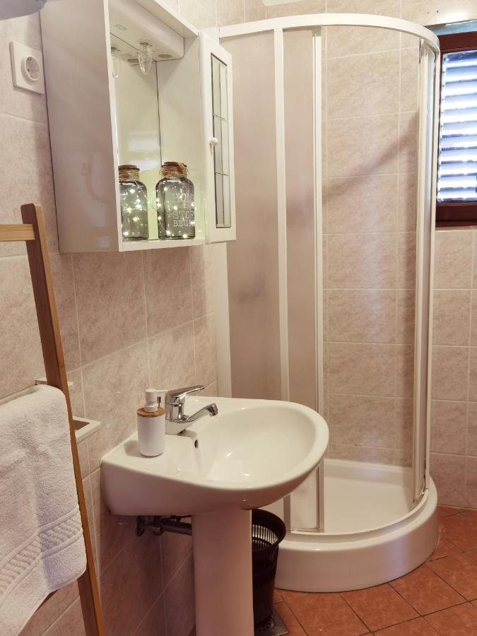 Kamen Apartment *